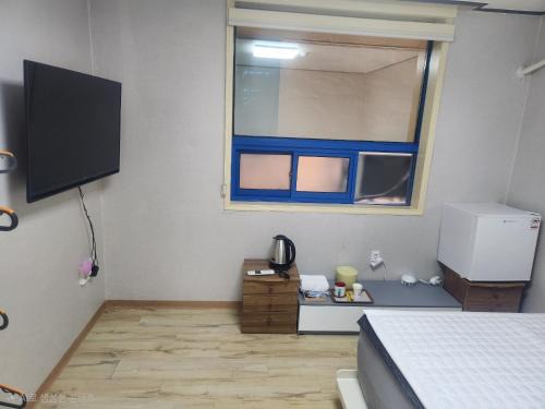 Gimhae Hotel | 만델리나스테이