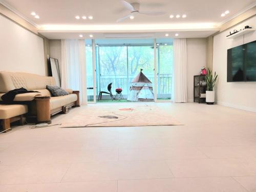 Saha Apartment | 별을 담다