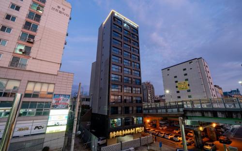 Pyeongtaek Hotel | 송탄 호텔 코너 인