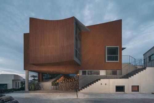 Woljeong-ri House | 일상호사 Ilsanghosa AB - Architect-Designed Coastal Villa