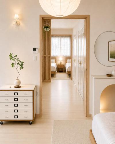 Seogang-dong Villa | 홍대중심, 홍대입구8번, 3Bed 2Room, 5인, 짐보관, 호텔식침구, 공항버스8분, 쇼핑거리3분, 숲속공원
