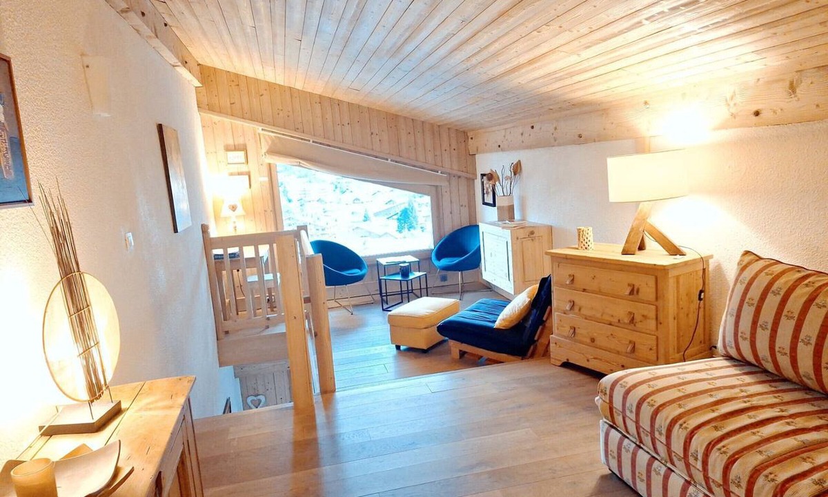 Megeve Apartment | 1-bedroom apartment with mezzanine in Megève, balcony & pets allowed