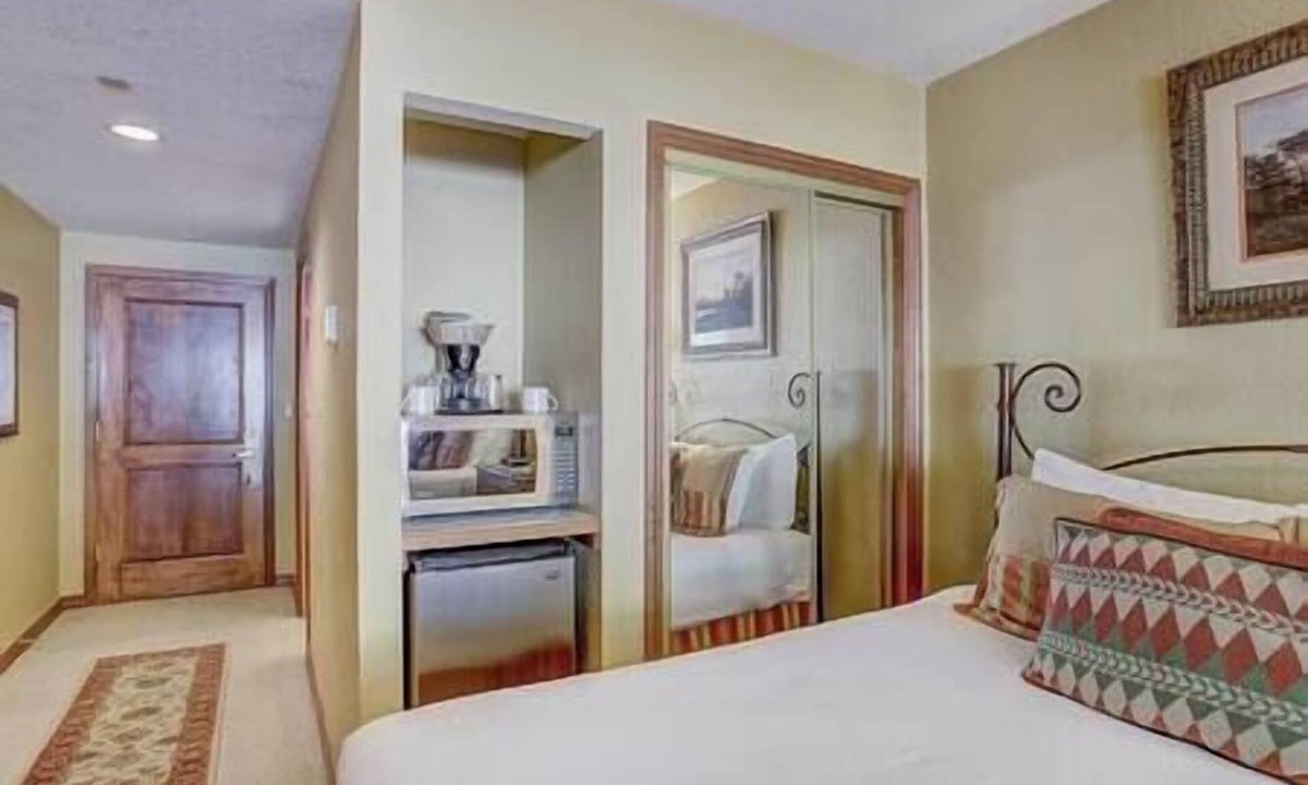 Beaver Creek Resort | 2 St. James Place Resort/Spa, Pool, Ice Rink, Ski