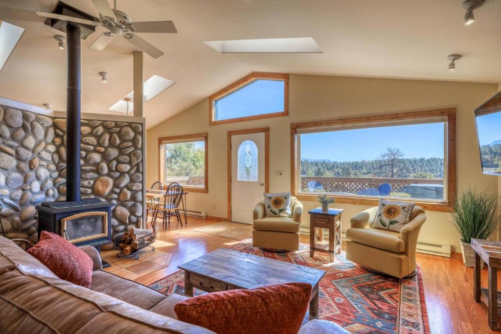 Pagosa Springs House | 20 Caballero Dr