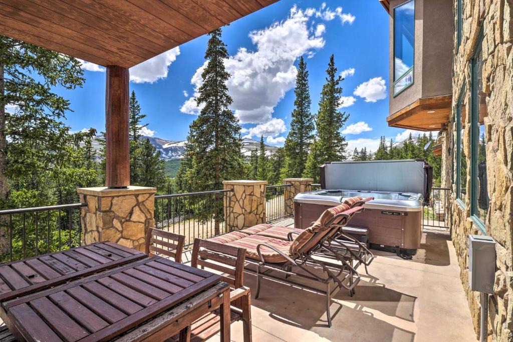 Valley of the Sun House | 26-0111 Fairplay Home w/Hot Tub & Mountain Views!