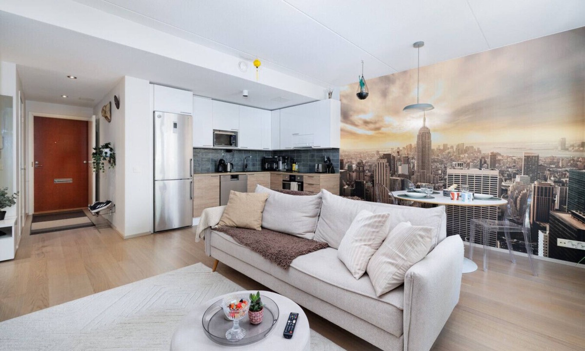 Oulu Apartment | 2BR Downtown Apt – Sauna & Sea Views