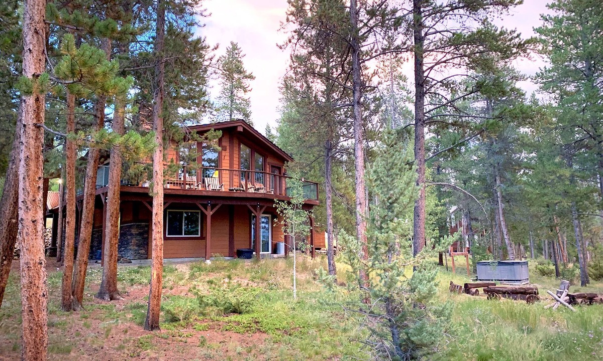 Winter Park Highlands House | 3 bedroom home nestled in 2 acres-views from deck, hot tub, hike, relax, enjoy!