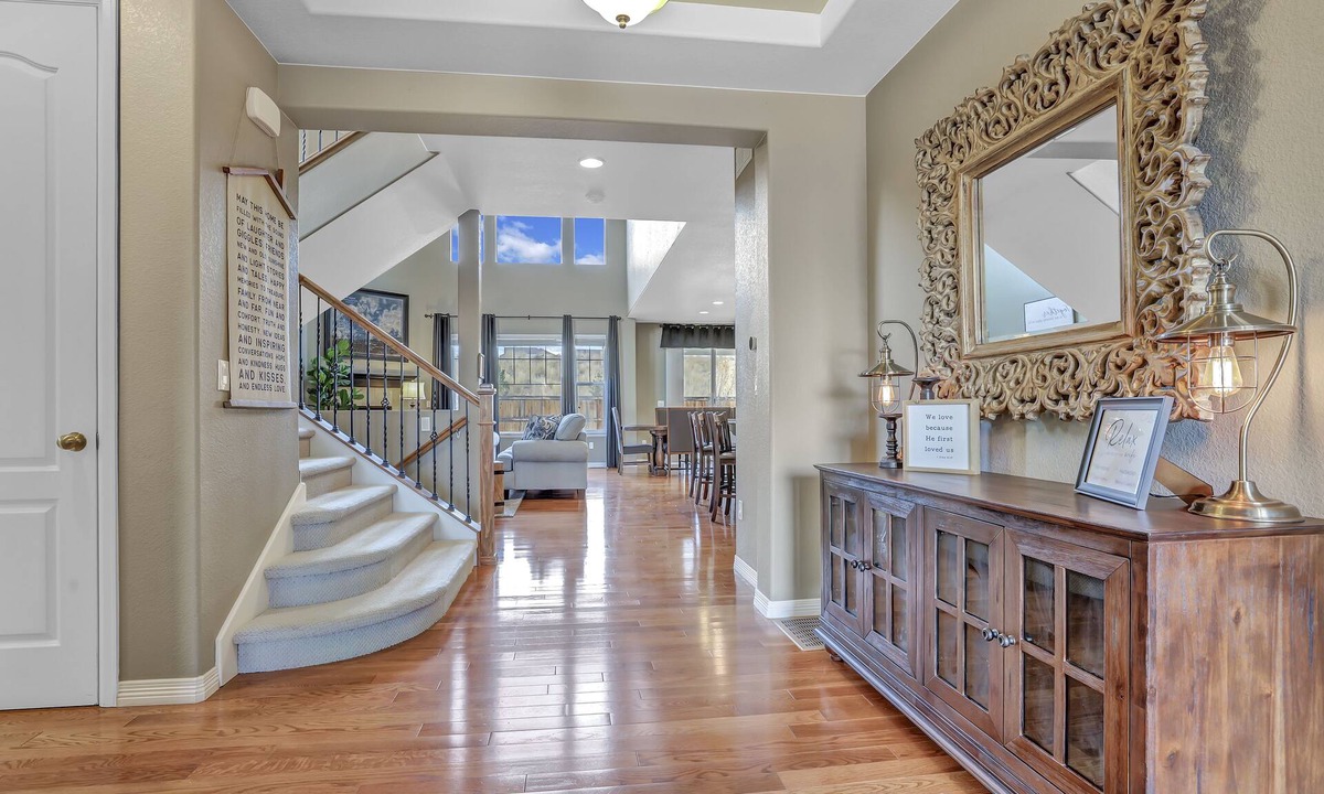 Leyden House | 4,000 sqft Cozy Mtn Home! Huge Game Room! Family Friendly Pool Table