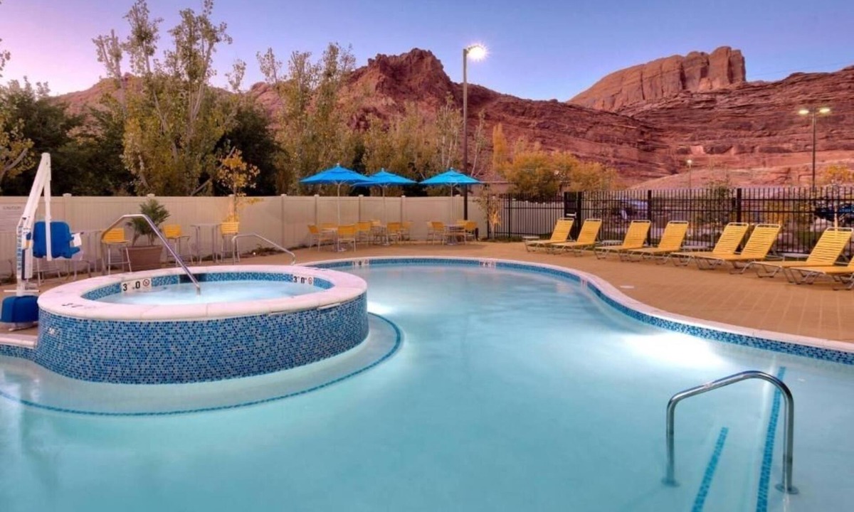 Moab Hotel | 4 Units in Moab with Free Breakfast & Parking Near National Park