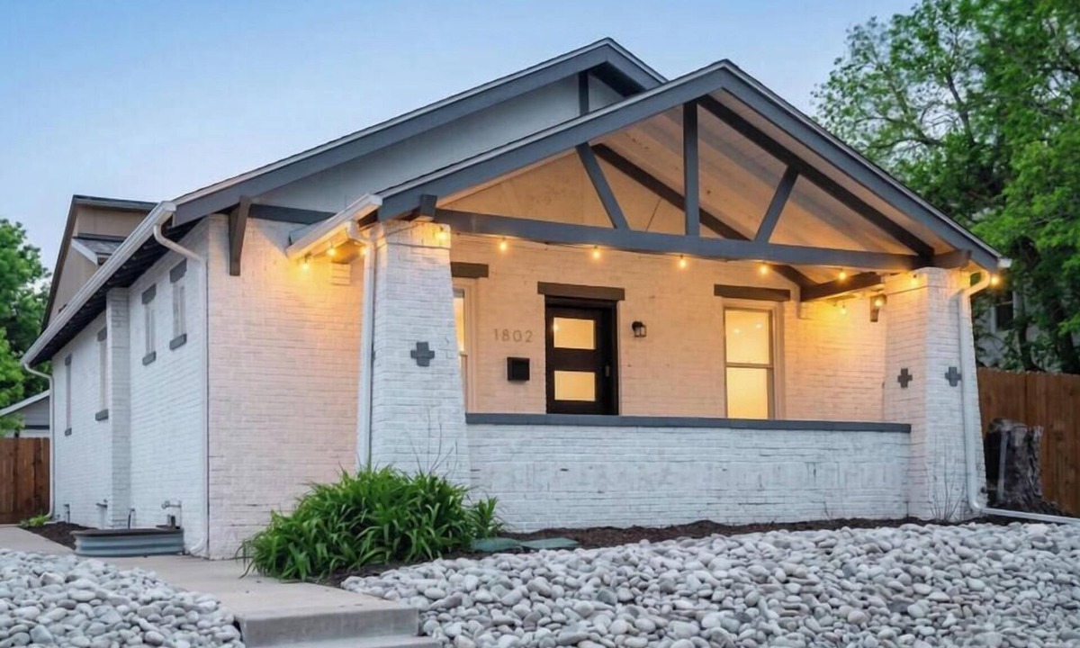 Sunnyside House | 4BR Highlands Home - Modern Style & Comfort