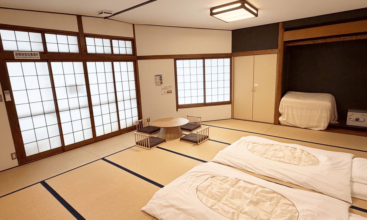Miyoshi Hotel | 4s Stay Awaikeda Ekimae