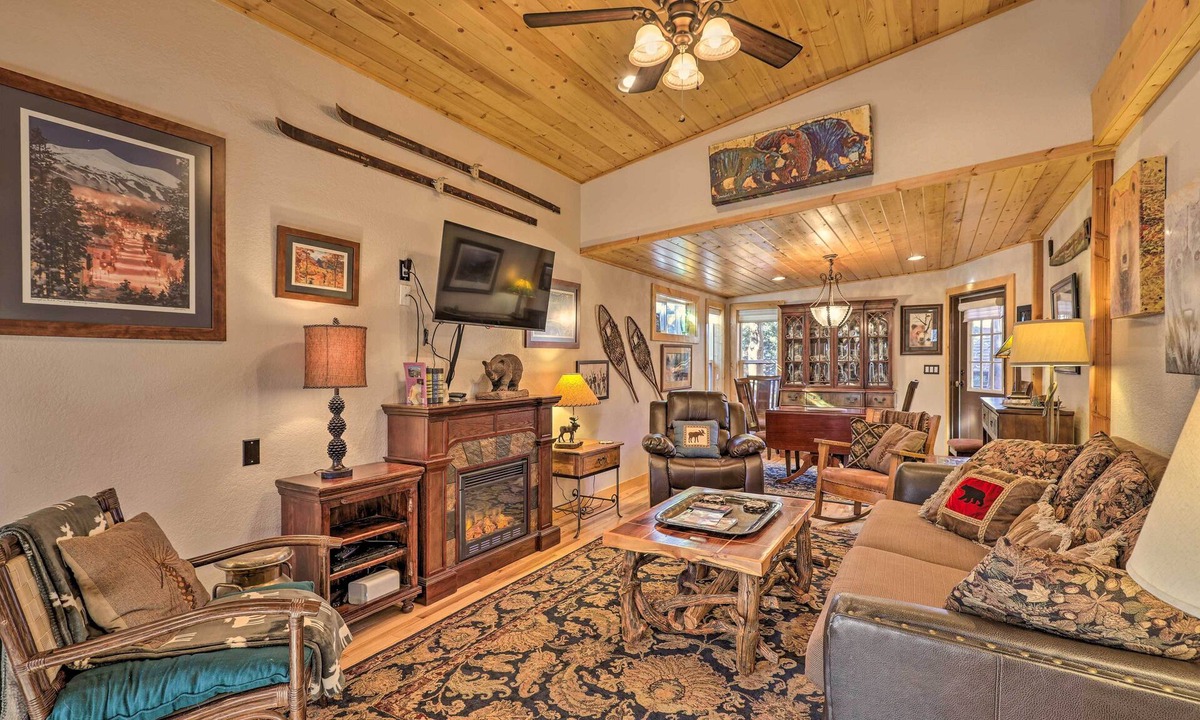 Breckenridge Cabin | 6 Mi to Slopes! Mtn-View Breck Gem w/Resort Perks