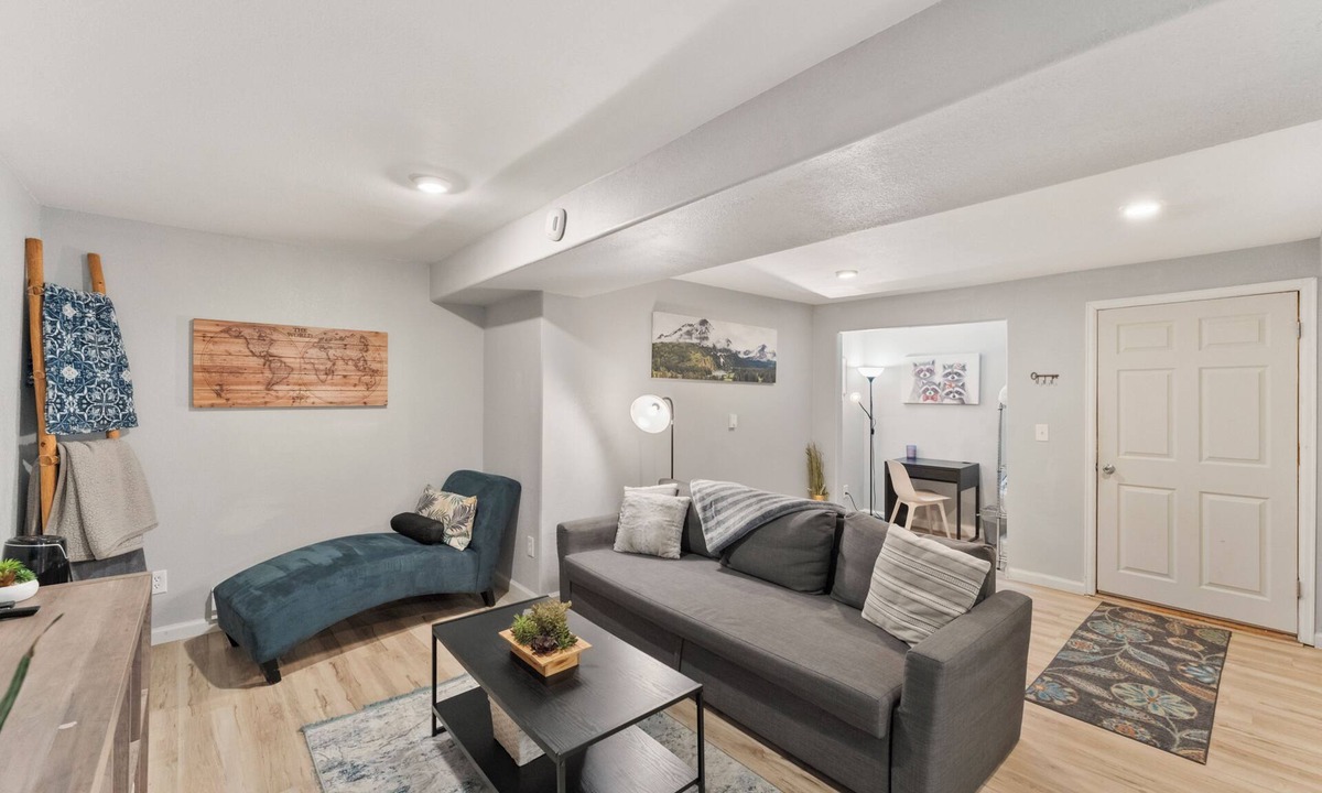 Colorado Springs House | 7-27 now available Updated 2br Minutes from downtown- backyard & Firepits