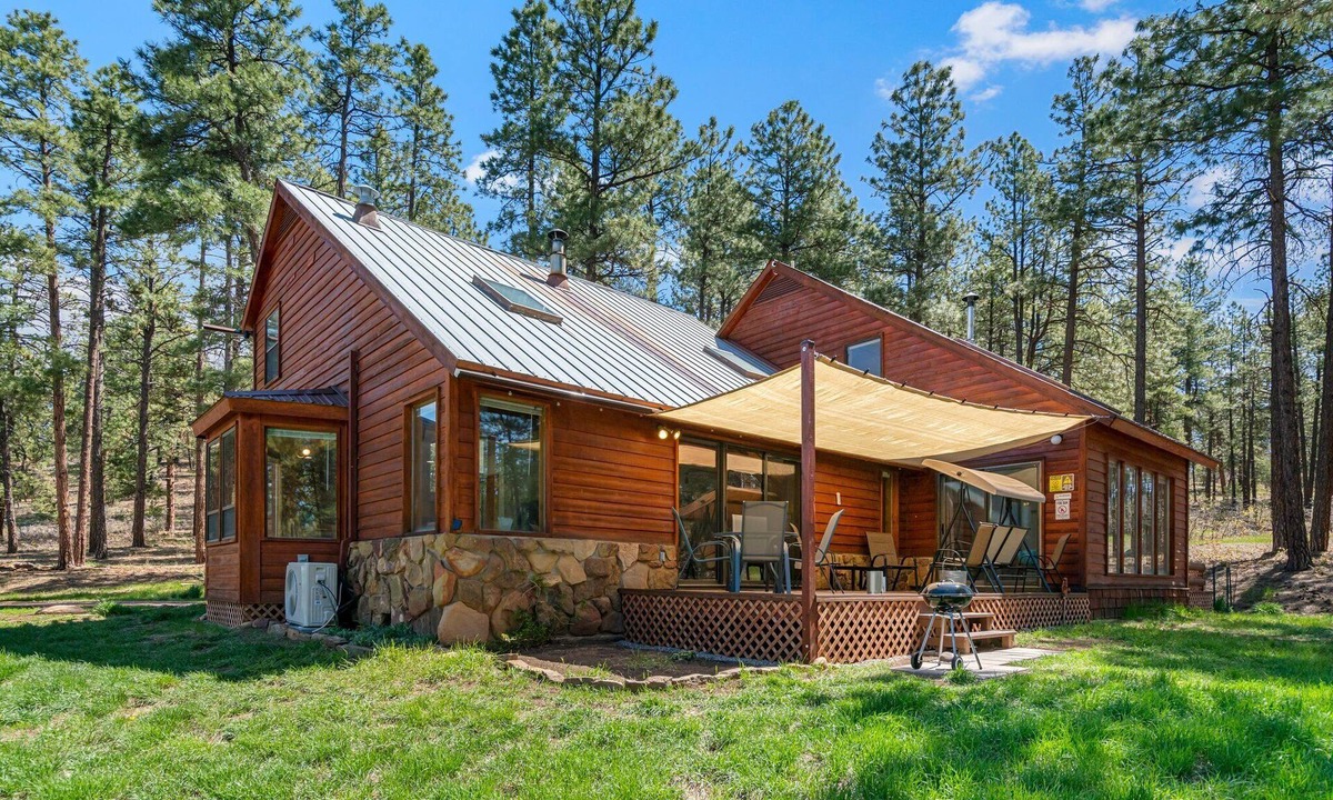 Durango Cabin | A/C! Peace & Privacy, Wildlife, 5 Bedroom!