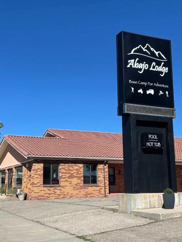 Monticello Hotel | Abajo Lodge