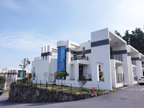Aewol Hotel | Aewol Penthouse