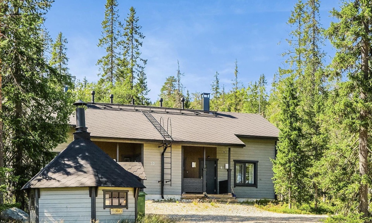 Syote House | Aihki pine cottage (aikaisemmin aihki b) by Interhome