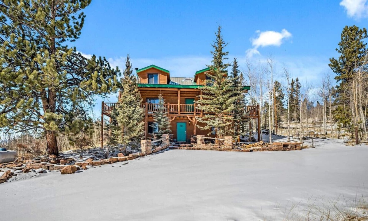 Stagetop Cabin | Amazing 3200Sq ft Upgrade Log Cbn GameRoom HotTub