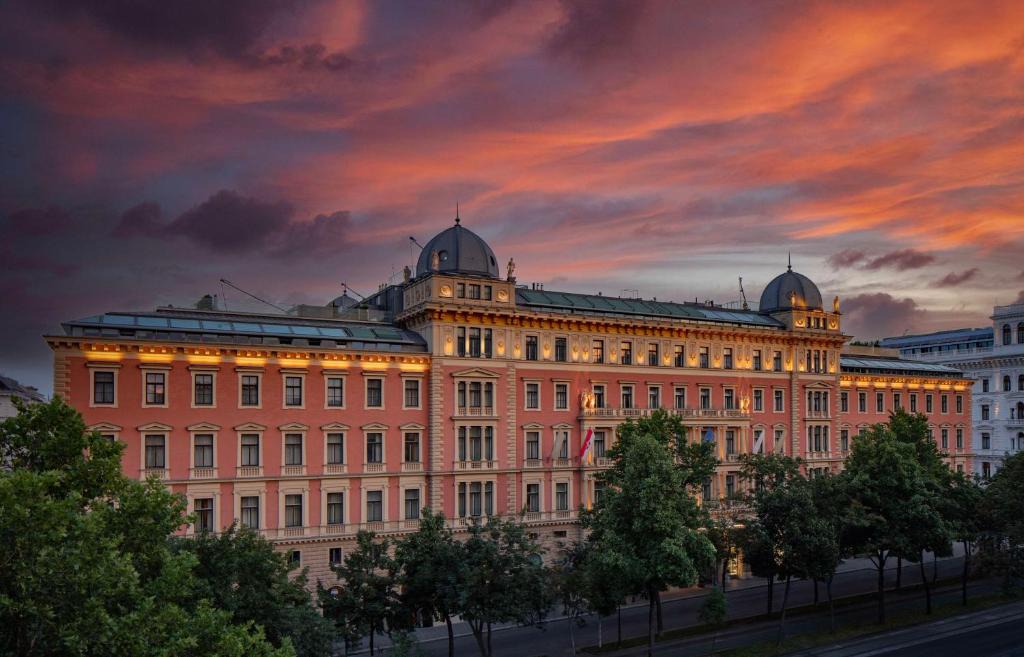 Innere Stadt Hotel | Anantara Palais Hansen Vienna - A Leading Hotel of the World