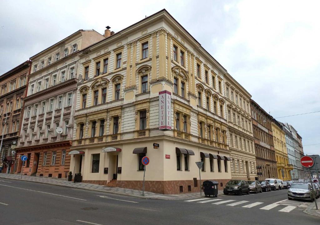 Andel Hotel | Anette Hotel