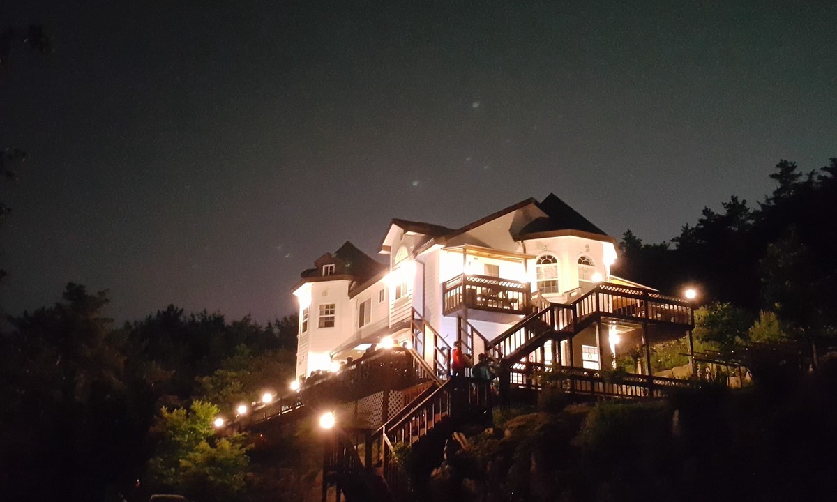 Gyeongju House | Another World Pension