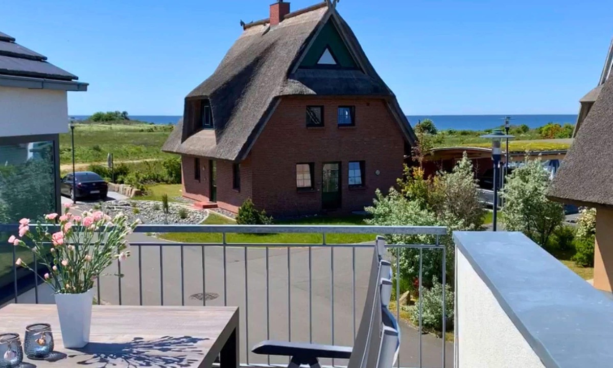 Dranske Apartment | Apartment Wasser Rügen - sea view, sauna & roof terrace, quiet time out