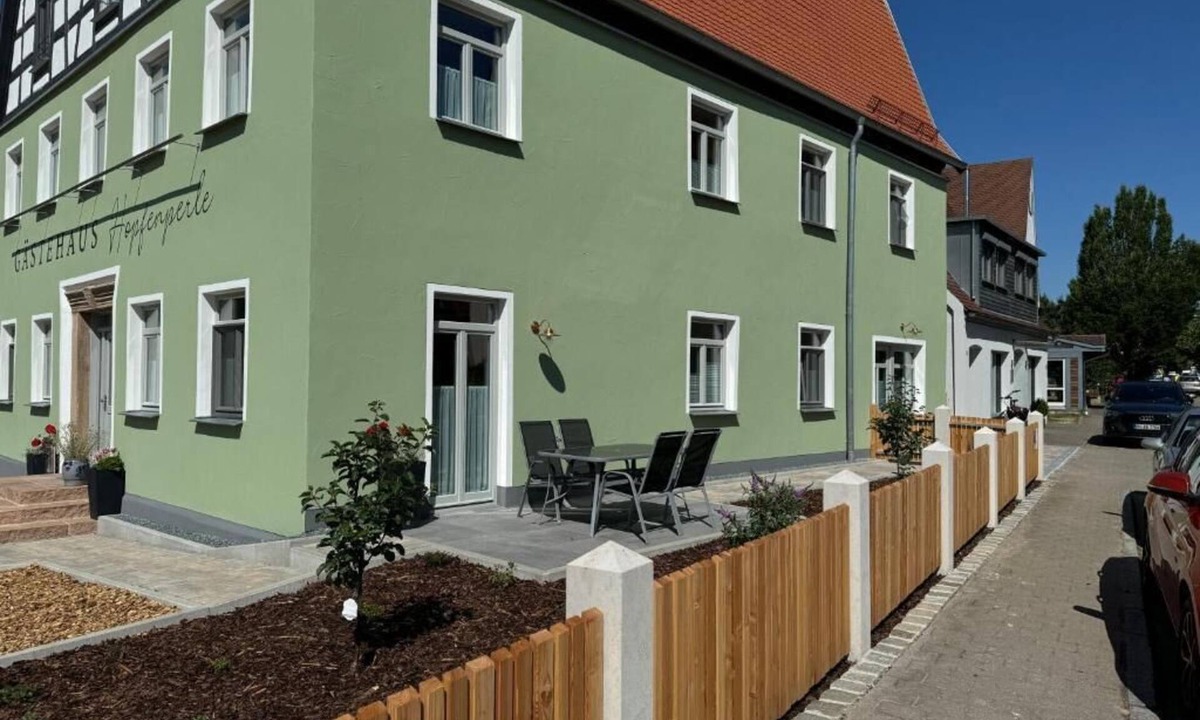 Spalt Apartment | Apartment with terrace "Blumentraum"