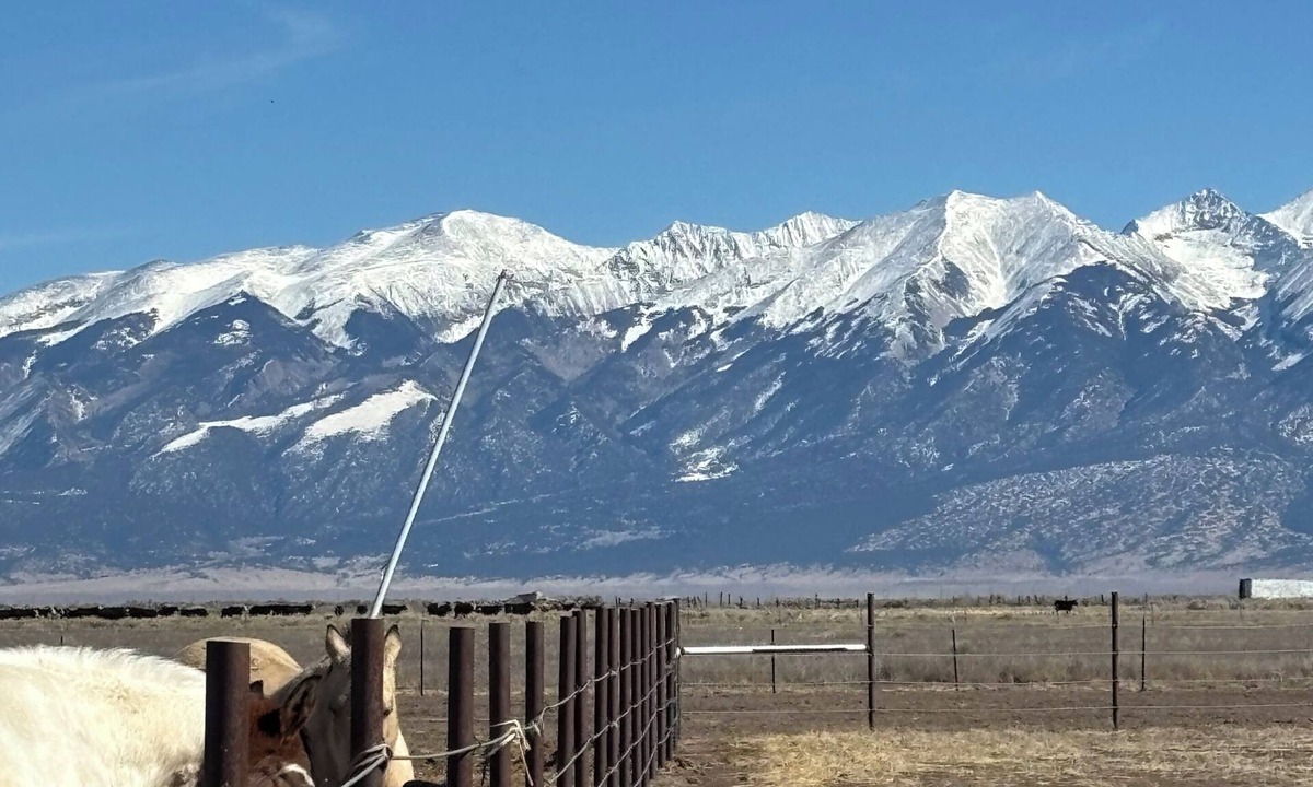 Alamosa House | Barndominium W/Views of The Sangre de Cristo Mountains