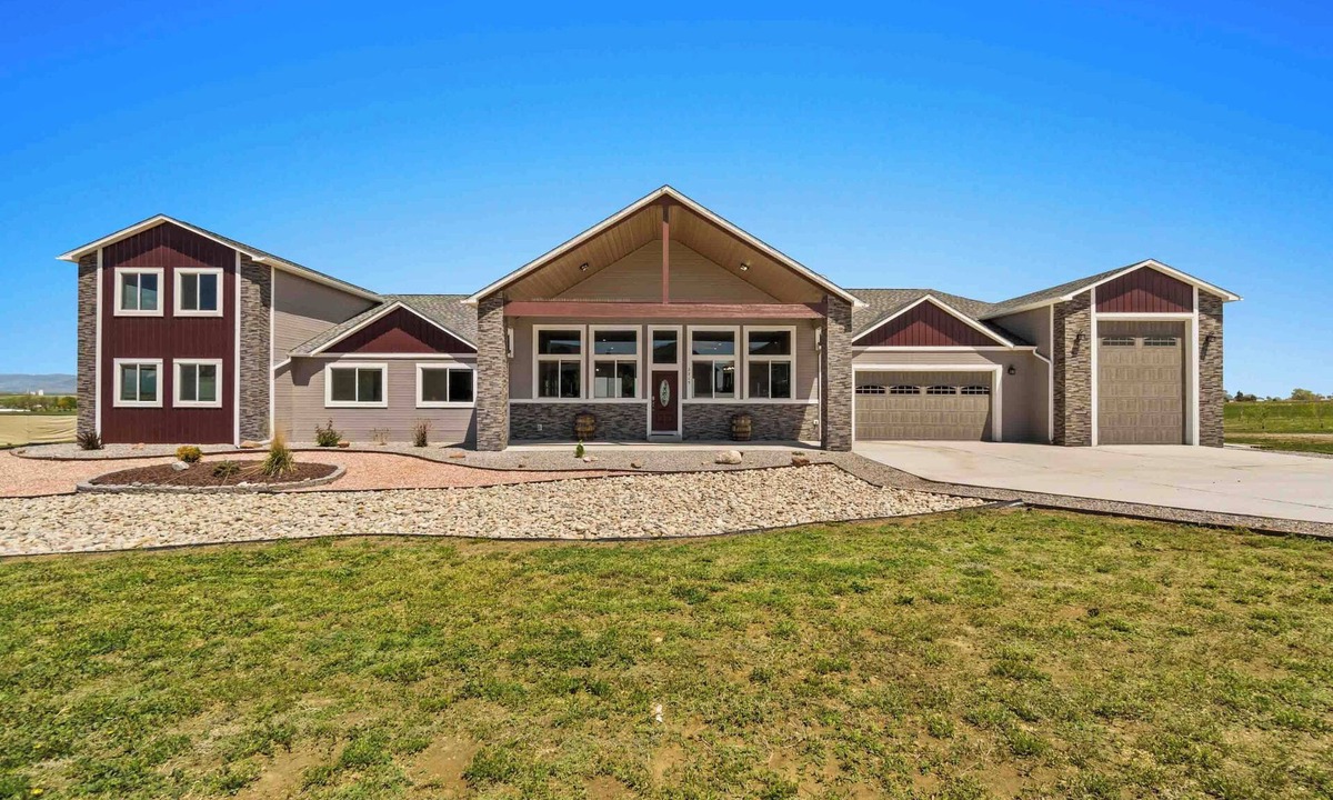 Erie House | Basecamp stunning Front Range views