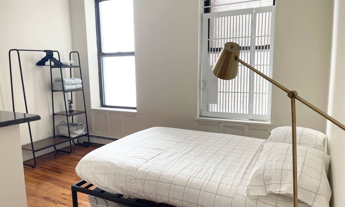 Bloomingdale Apartment | Beautiful Central Park Studio