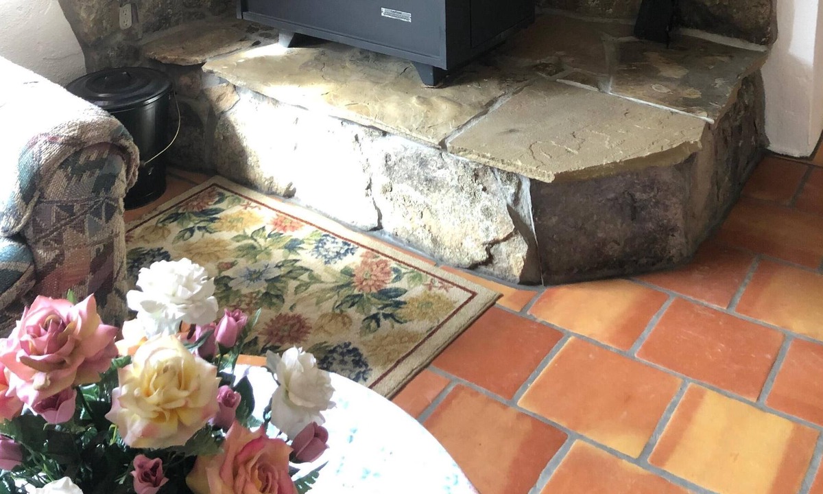 Weston House | Beautiful Cozy Spanish Style Adobe House with NEW HIGH SPEED WIFI