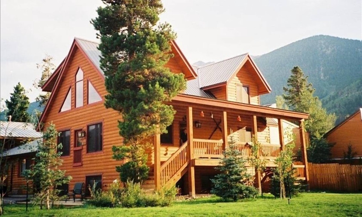 Frisco House | Beautiful Mountain Cabin, Walk to Town and Trails,