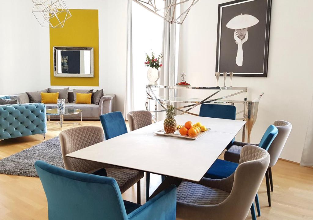 Mariahilf Apartment | Belle Epoque