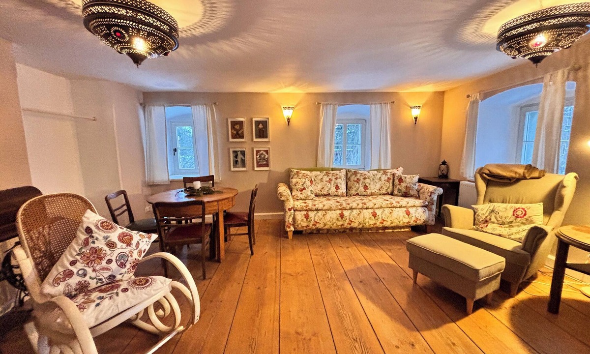 Ostritz House | Bergfrieden forester's lodge at St. Marienthal Monastery