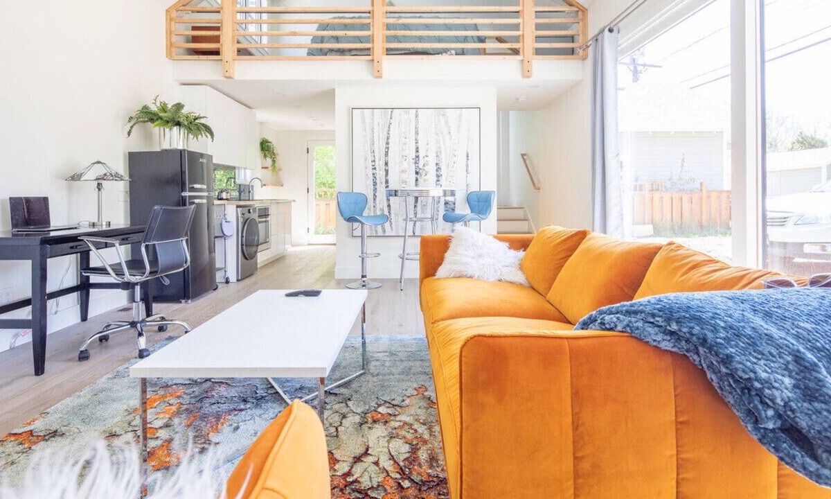 Newlands Cottage | Best Location, Private house perfect for extended stay