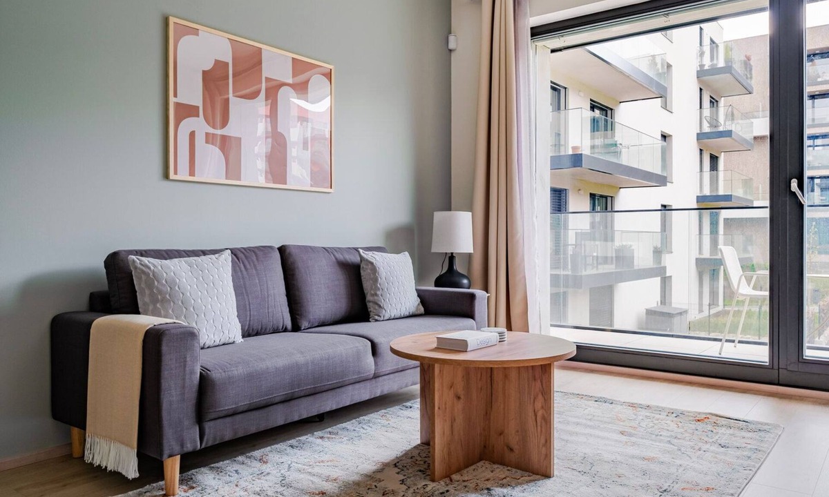 Prague 3 Apartment | Blueground | Žižkov, balcony, free parking (PRG-101)