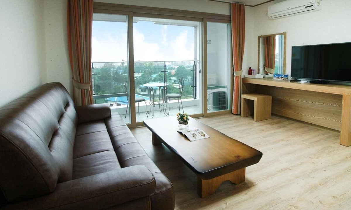 Jungmun House | Bowoohill