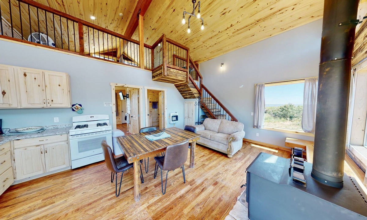 La Sal Cabin | Brand New Cabin in La Sal Mountains South of Moab