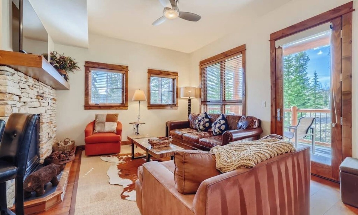 Four O'Clock Condo | Breckenridge villa next to the Snowflake lift with shared hot tub & pool