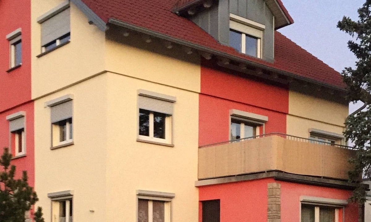 Tauberbischofsheim Apartment | Bright holiday apartment with WiFi in a central, quiet location