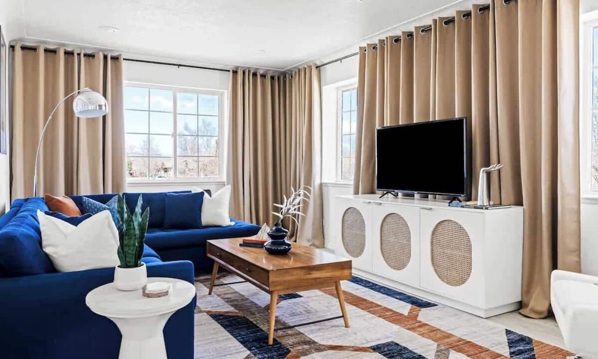 West Colfax Apartment | Bright & Modern King Retreat | Sloans Lake | 30Day