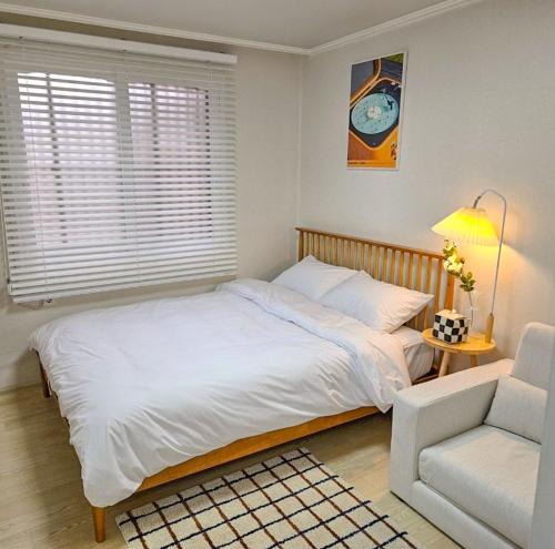 Choryang House | Busan Stay near KTX Station #5min Walk #Up to 5 Guests