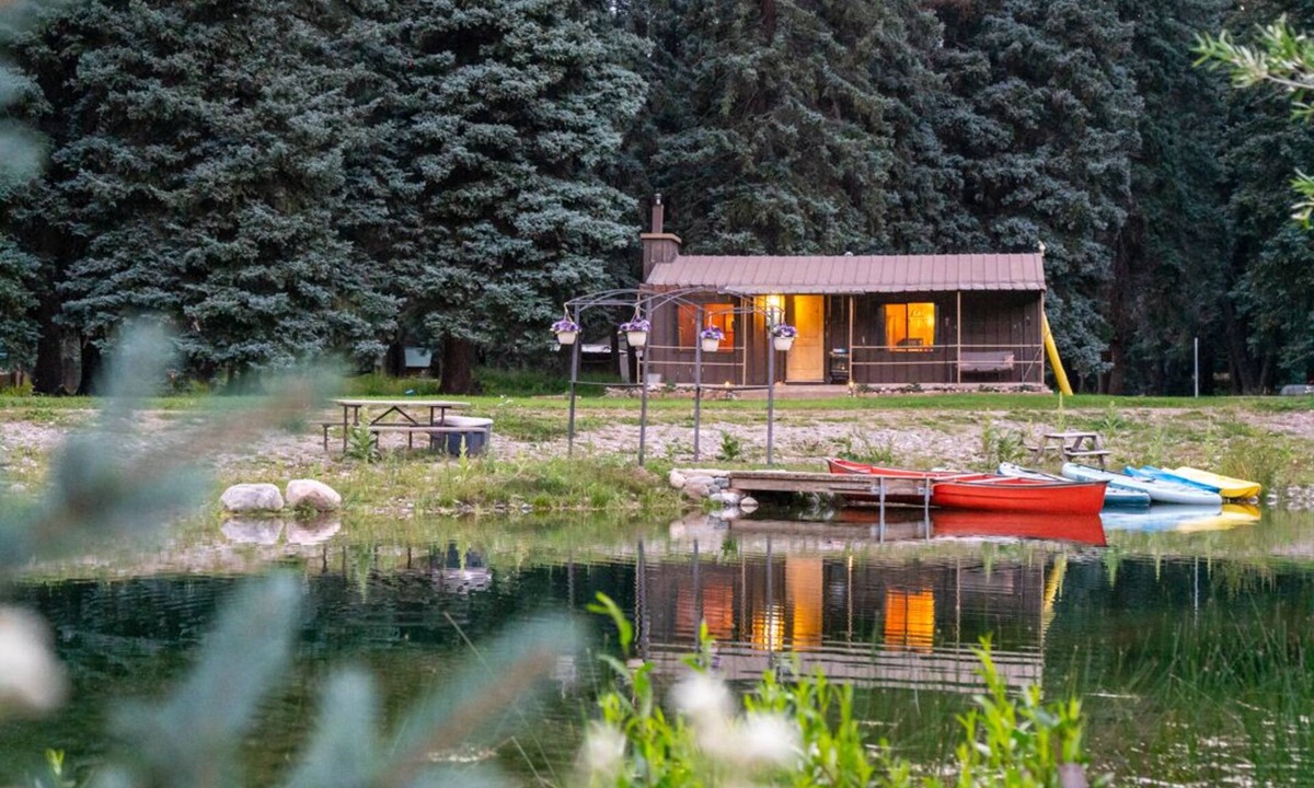 Bayfield House | Cabin at Vallecito Lake with Hot Tub!
