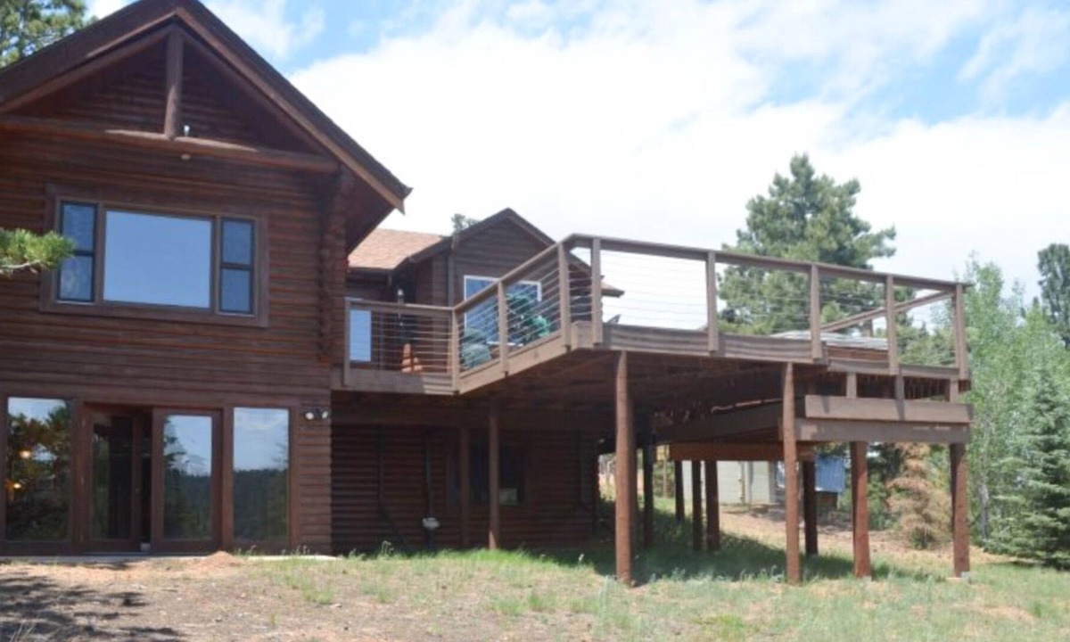 Spring Valley Cabin | Cabin with private hot tub, lake and mountain views, large deck