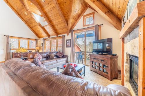 Keystone Villa | Cabins in the Pines #12 : 2