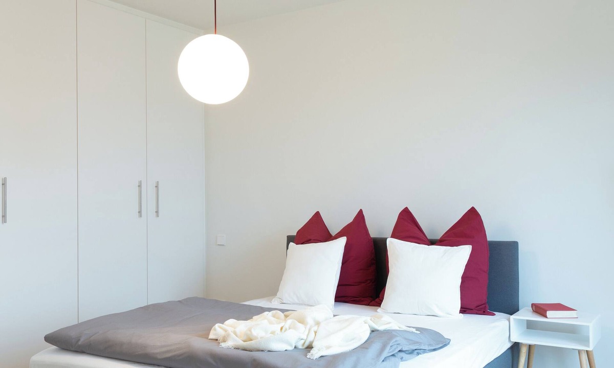 Untere Au Apartment | Central 2-room apartment with local art