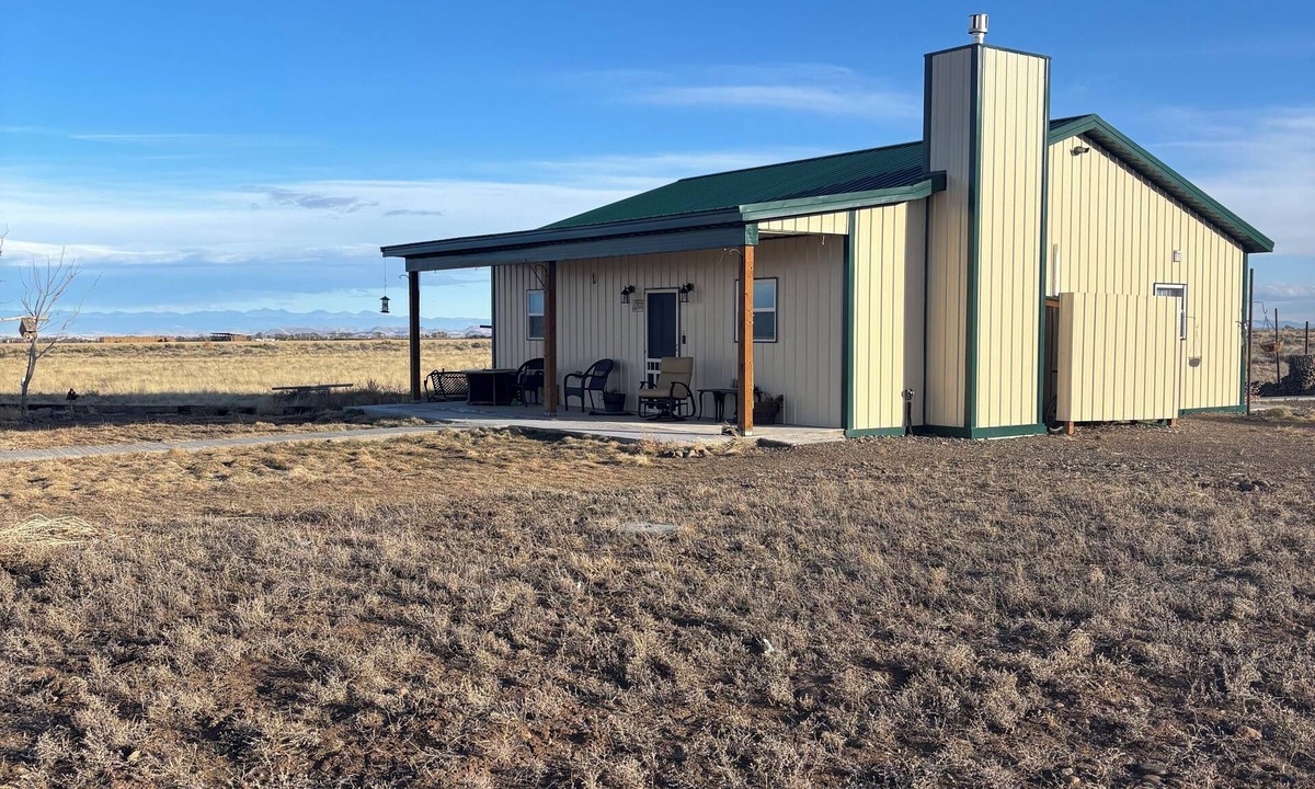 Capulin House | Charming 1-bedroom house near Rio Grand National forest and Wolf Creek ski area.