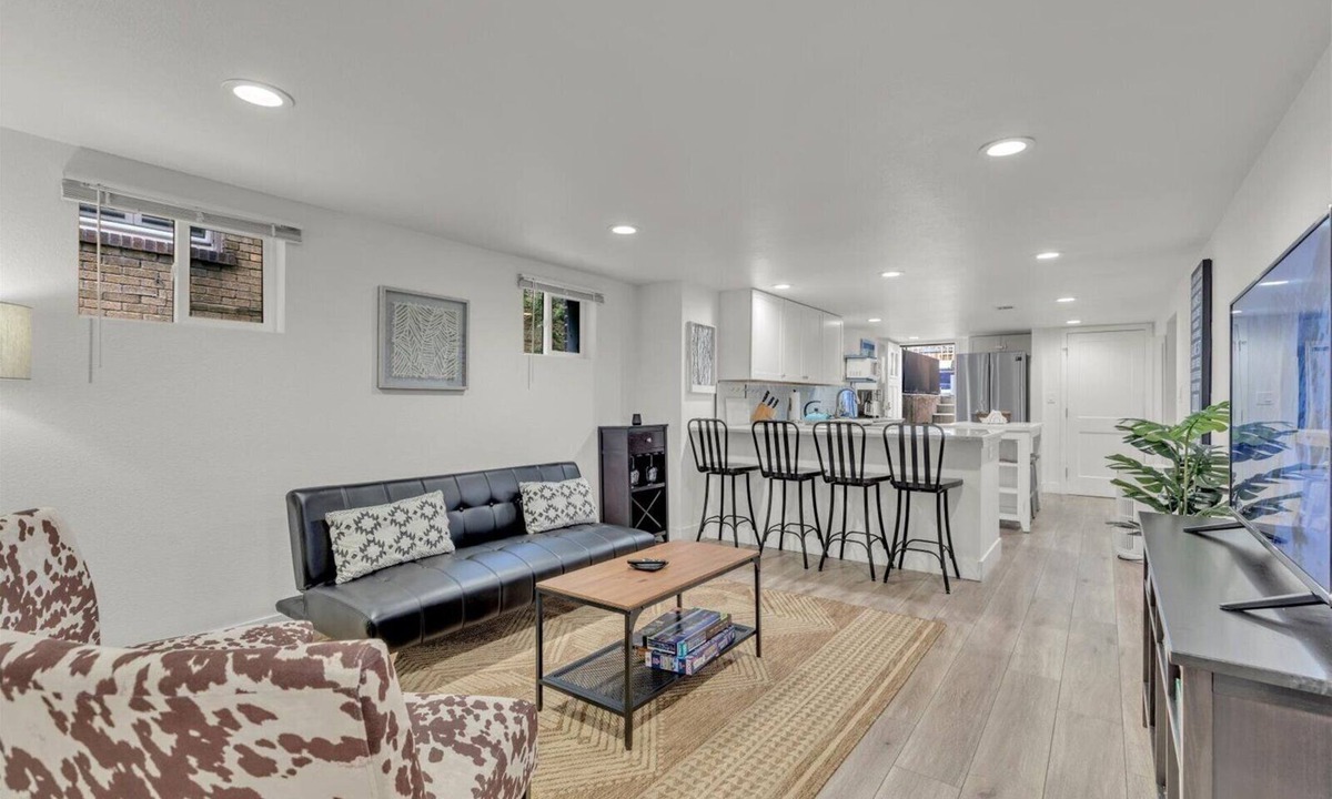 Washington Park West Apartment | Charming Washington Park Getaway