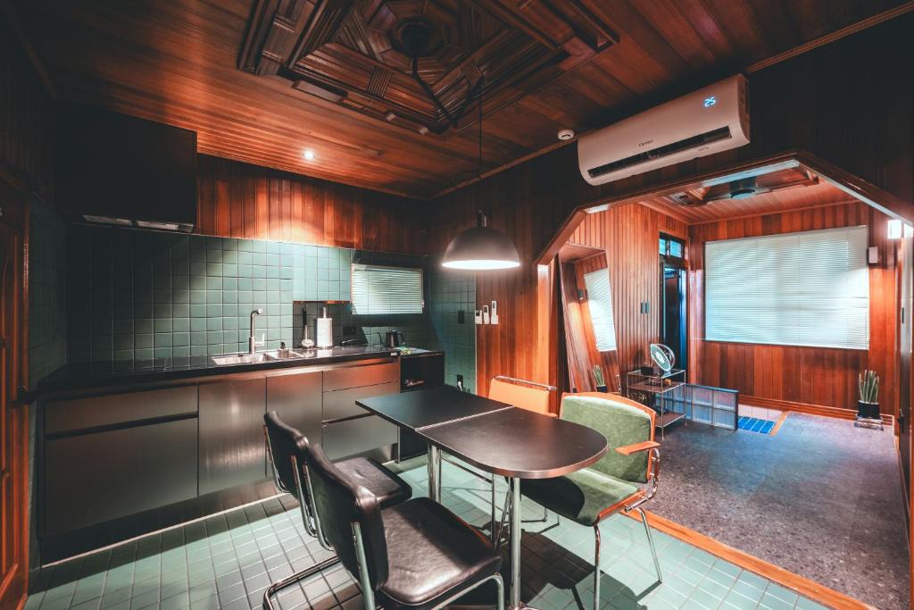Busanjin Apartment | Chungking Mansions Busan