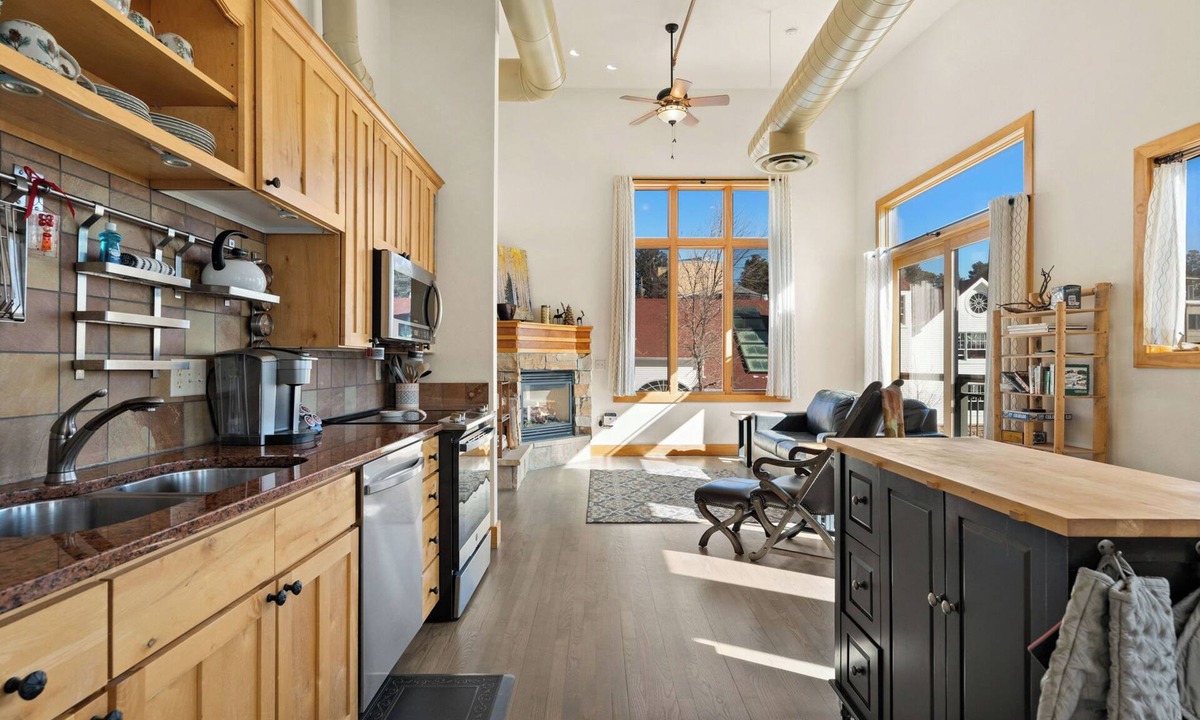 Estes Park Apartment | City 1BR Mtn-view Rocky Mountain National Park